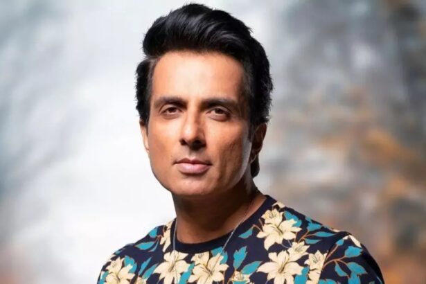 सोनू सूद को प्रवर्तन निदेशालय का समन, बेटिंग ऐप मामले में 24 सितंबर को पेशी के लिए बुलाया गया।