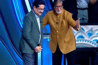 कुमार मंगलम बिड़ला KBC के हॉट सीट पर अमिताभ बच्चन के साथ।