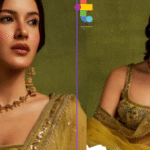 Shanaya Kapoor ऑलिव-ग्रीन अनिता डोंगरे पिचवाई सिल्क लहंगा में, ट्रेडिशनल और मॉडर्न फैशन का संगम