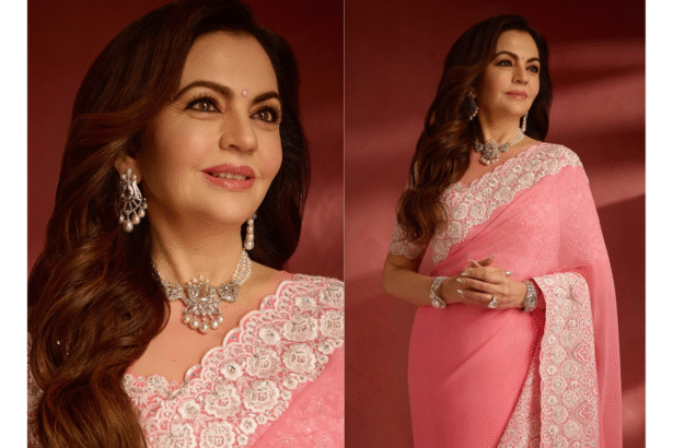 नीता अंबानी शिमरिंग पिंक साड़ी में वर्ल्ड कप विजेता टीमों के सम्मान समारोह में, हाथ में डायमंड ब्रेसलेट और पर्ल नेकलेस के साथ