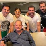 सलीम खान लीलावती अस्पताल में इलाज के दौरान, परिवार उनके स्वास्थ्य को लेकर चिंतित