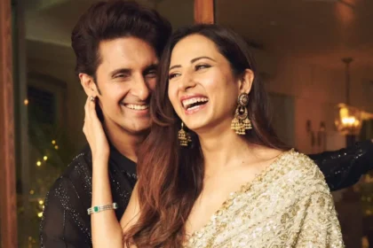 सरगुन मेहता प्रेग्नेंसी की अफवाहों पर प्रतिक्रिया देते हुए सोशल मीडिया पोस्ट साझा करती हुईं, साथ में रवि दुबे का मजेदार रिएक्शन।