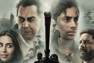 प्राइम वीडियो पर रिलीज फिल्म ‘इक्कीस’ में धर्मेंद्र और अगस्त्य नंदा, परमवीर चक्र विजेता अरुण खेत्रपाल की कहानी पर आधारित वॉर ड्रामा का दृश्य