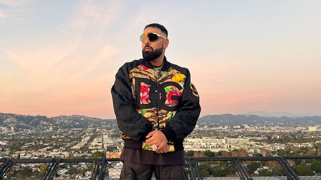 भारतीय रैपर और सिंगर बादशाह अपने गाने ‘टटीरी’ को लेकर विवाद में, पंचकूला पुलिस ने दर्ज की FIR और नोटिस जारी किया।