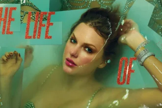 Taylor Swift अपने नए एल्बम The Life Of A Showgirl से जुड़े ट्रेडमार्क विवाद के बीच मीडिया की सुर्खियों में नजर आ रही हैं।