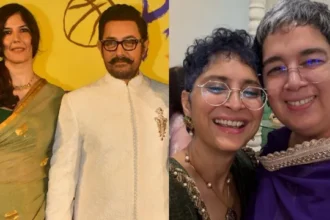 Aamir Khan अपनी गर्लफ्रेंड Gauri Spratt के साथ इवेंट में नजर आते हुए, दोनों साथ में मुस्कुराते हुए पोज दे रहे हैं।