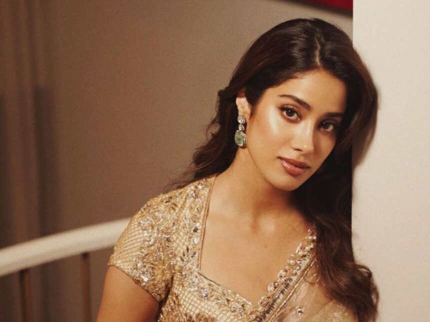 Janhvi Kapoor इंटरव्यू के दौरान डीपफेक और मॉर्फ्ड तस्वीरों पर बात करते हुए, बचपन में हुई घटना को याद कर भावुक होती नजर आईं