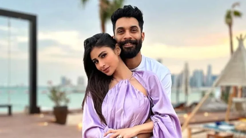 Mouni Roy और उनके एक्स हसबैंड Suraj Nambiar की तस्वीर, तलाक के बाद सामने आए सूरज के पहले बयान को दर्शाती हुई।