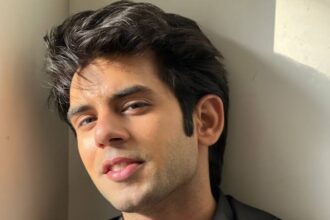 Anupamaa Actor Varun Kasturia अपने पिता की बीमारी के बीच मुश्किल दौर से गुजर रहे हैं
