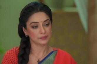TV show Anupamaa featuring Anupamaa and Prem during the competition scene