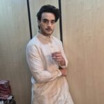 स्वतंत्रता दिवस की स्कूल की यादों और आजादी के सच्चे अर्थ पर विचार व्यक्त करते अभिनेता अंगद हसीजा।