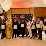 न्युयॉर्क के टाइम्स स्क्वायर में इंडिया डे परेड का जश्न मनाते तारक मेहता का उल्टा चश्मा के कलाकार