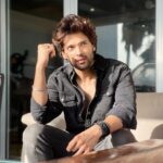 Parth Samthaan घर खरीदने और शादी की अफ़वाहों वाले इंटरव्यू के बाद मीडिया headlines पर अपना reaction देते हुए।