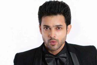 Parth Samthaan अपने नए घर में अपनी फैमिली के साथ