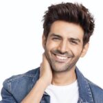 Kartik Aaryan recovering after successful knee surgery following injury on film set