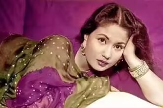 मीना कुमारी की तस्वीर, भारतीय सिनेमा की महान अभिनेत्री को जन्मदिन पर श्रद्धांजलि