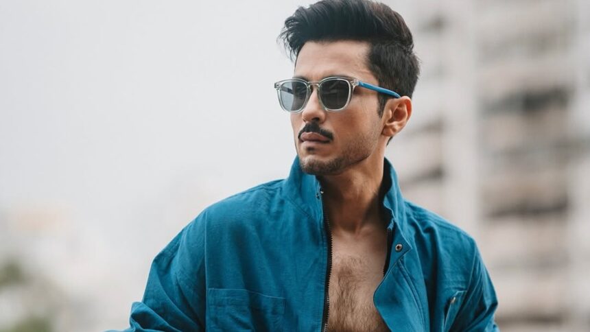 Amol Parashar praises Mirzapur The Film cast including Pankaj Tripathi, Ali Fazal and Divyenndu