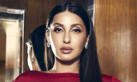 Nora Fatehi Bigg Boss 9 में वाइल्डकार्ड कंटेस्टेंट के तौर पर