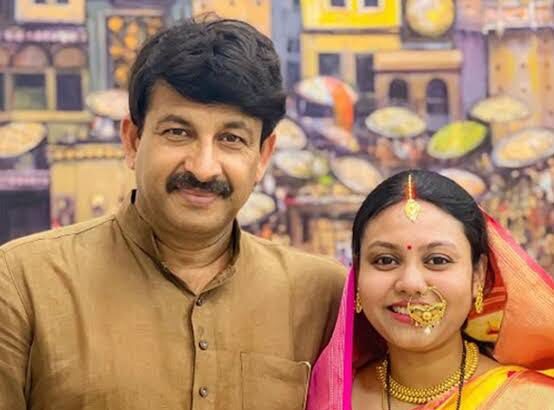 मनोज तिवारी और सुरभि तिवारी धम्माल विद पति पत्नी और पंगा में