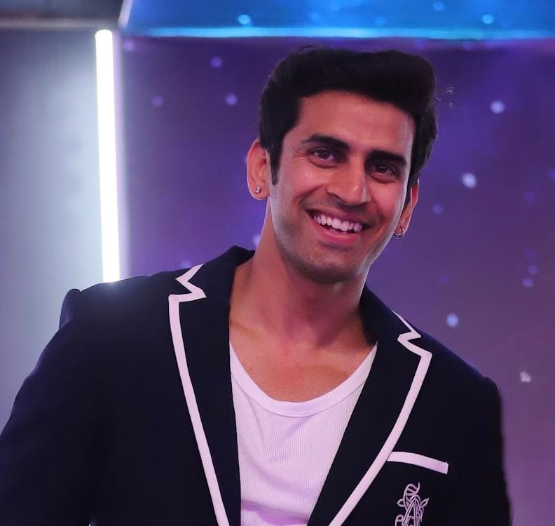 Bigg Boss 20 में गुल्लू मैरी कॉम के लिए नाश्ता बनाते हुए