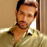 Bigg Boss 20 के कंटेस्टेंट्स रिति तिवारी, आसिफ और युंग डीएसए पर नमन शॉ का मजेदार रिएक्शन।