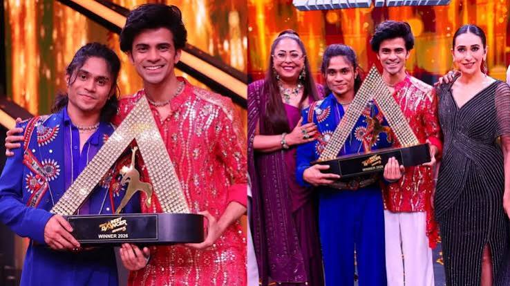 India's Best Dancer Season 5 के विजेता रितेश पाल और कोरियोग्राफर प्रतीक उटेकर ट्रॉफी के साथ