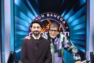 KBC 18 के सेट पर अमिताभ बच्चन के साथ आयुष्मान खुराना और सारा अली खान