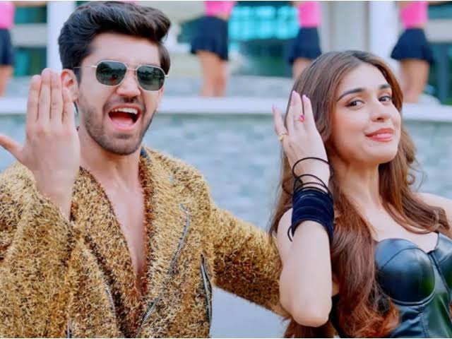 Khatron Ke Khiladi 15 जीतने के बाद Avinash Mishra और Eisha Singh साथ में