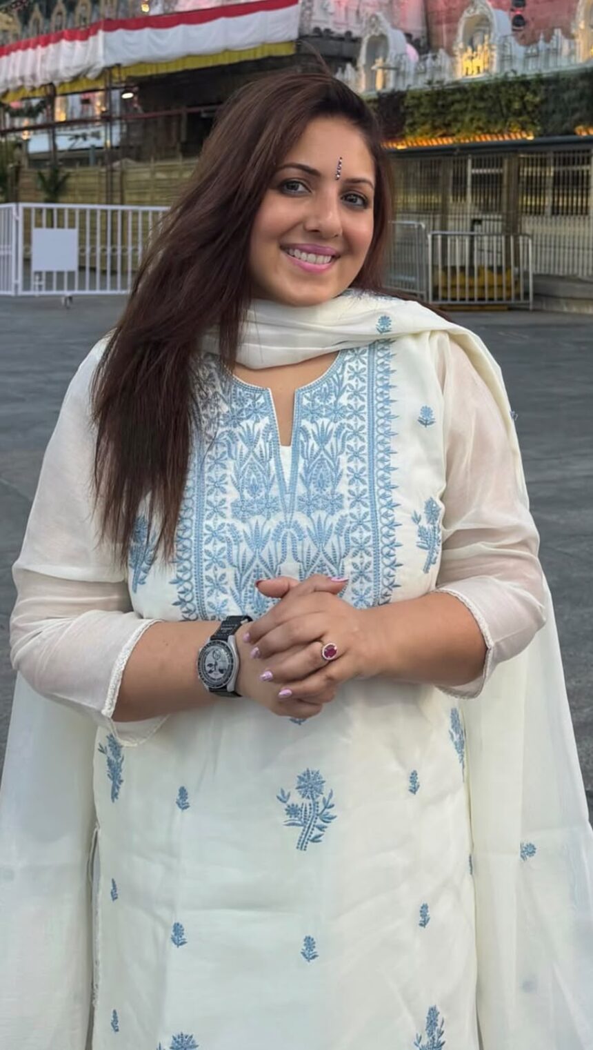 सेलिब्रिटी एस्ट्रोलॉजर और टैरो कार्ड रीडर Munisha Khatwani