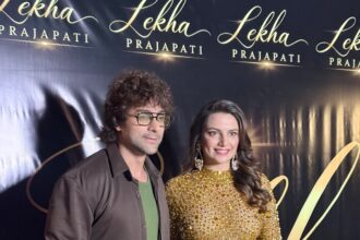 लेखा प्रजापति की बर्थडे पार्टी में स्टाइलिश आउटफिट में नजर आए शालीन भनोट